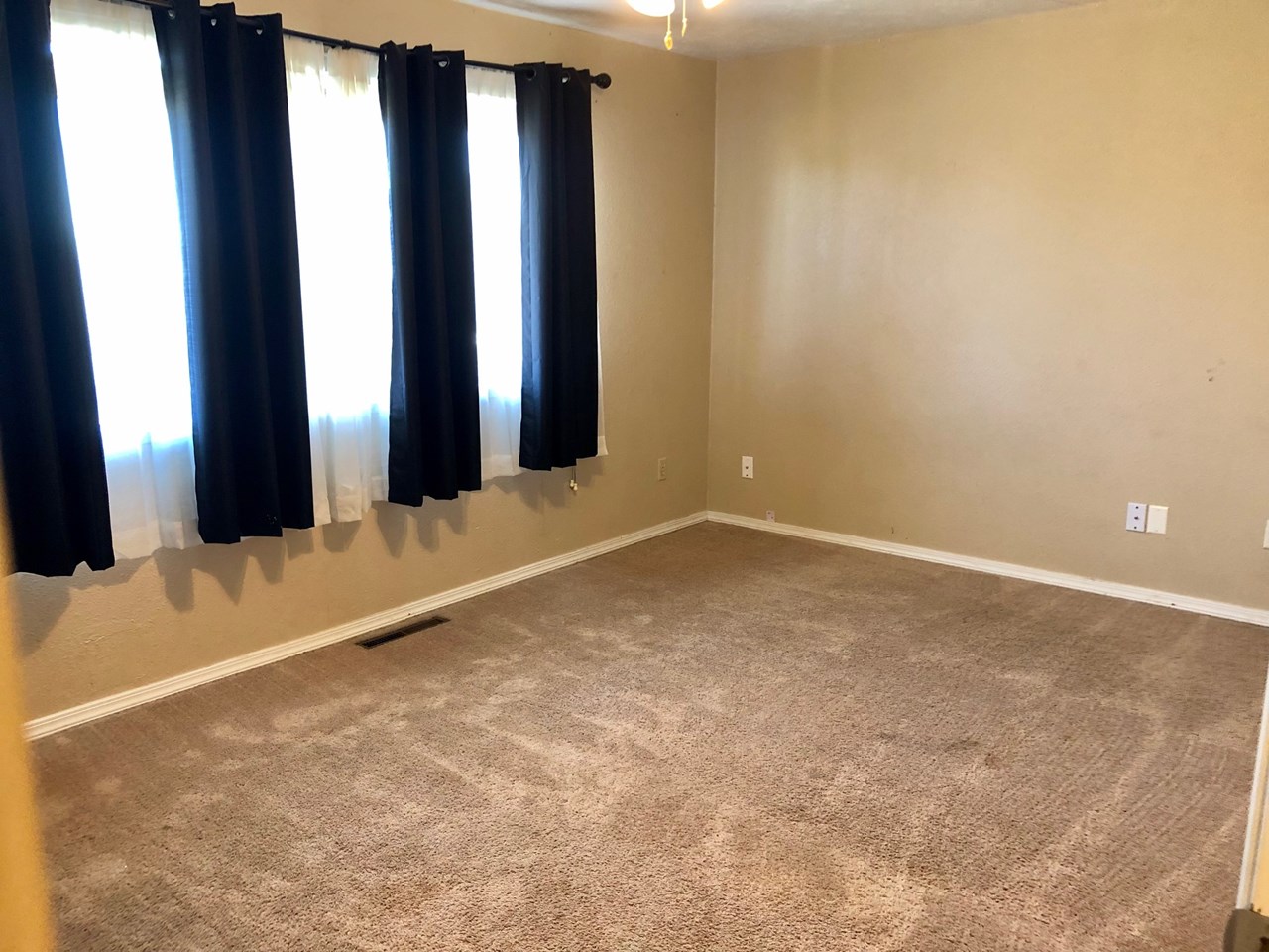 large size bedroom